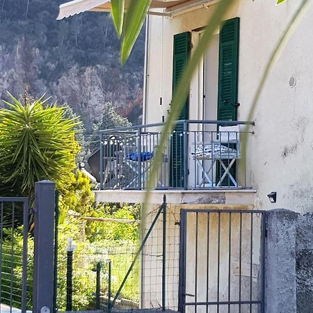 Mini Ca Del Borgo Apartment Finale Ligure Exterior foto