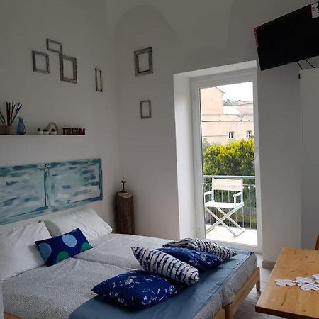 Mini Ca Del Borgo Apartment Finale Ligure Exterior foto